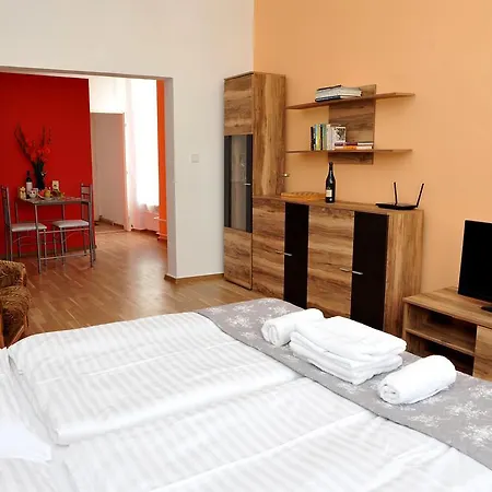 Yogi Apartment