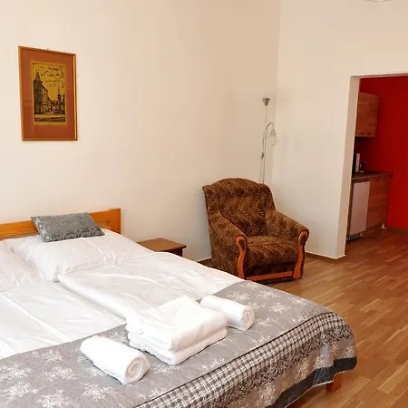 Yogi Apartment *